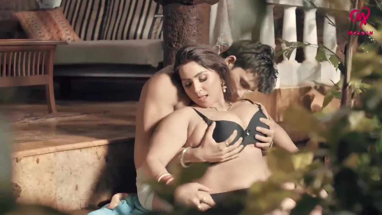 Do Khajur 2025 Makhan App Hindi XXX Web Series Episode 1